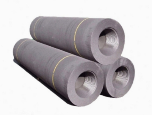 What are the characteristics of graphite electrodes used in EDM?